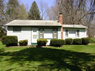 1346 Hickory St, Espyville, PA 16424