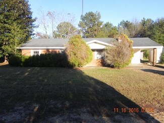 1047 First St S, Wiggins, MS 39577