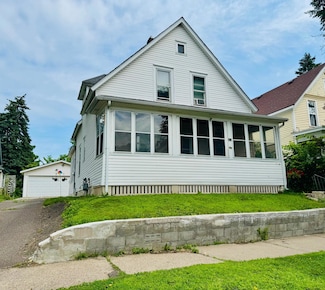 371 Sherburne Ave, Saint Paul, MN 55103