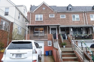 10212 62nd Rd, Forest Hills, NY 11375