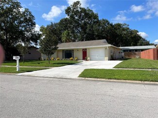 1002 Anchorage Ln, Palm Harbor, FL 34685