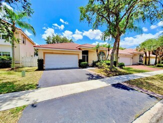102 Gables Blvd, Weston, FL 33326