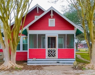 4043 Fleming Prairie Rd, Victoria, TX 77905