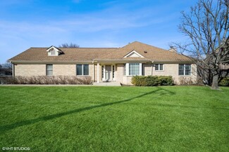 4400 Hammersmith Ln, Glenview, IL 60026