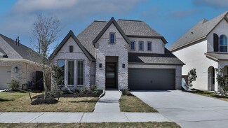 11923 Sawgrass Dr, Mont Belvieu, TX 77523