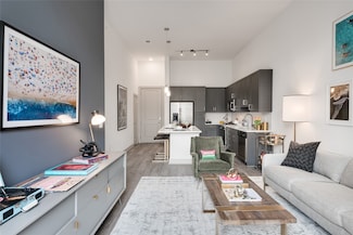 160 Birdsall St Unit 1327, Houston, TX 77007
