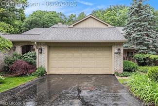 1337 Knollcrest Cir Unit 38, Bloomfield Hills, MI 48304