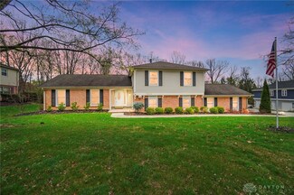 1984 Indian Head Rd, Dayton, OH 45459