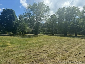 433 Terry St, Stilwell, OK 74960