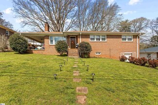 11 Lynhurst Dr, Greenville, SC 29611