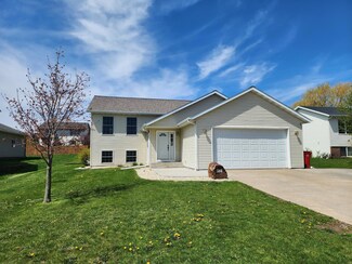 103 6th Ave NE, Elgin, MN 55932