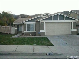 8807 Crest View Dr, Corona, CA 92883