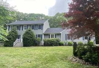 755 W Pond Meadow Rd, Westbrook, CT 06498