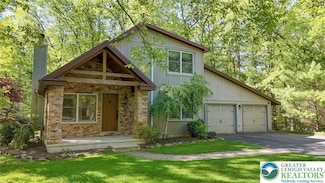 216 Lake Dr, Nesquehoning, PA 18240