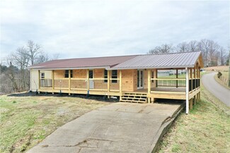 5 Noble Ridge Rd, Reedy, WV 25270