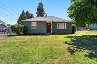 3227 7th St, Lewiston, ID 83501