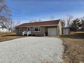 207 N 1st St, La Harpe, IL 61450