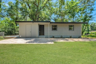 315 Meadowbrook Ln, Tallahassee, FL 32304