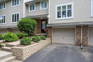 917 Vernon Ave, Madison, WI 53714
