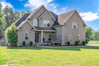 1002 Loblolly Dr, Murfreesboro, TN 37128