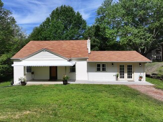 1586 Fulton Heights, Danville, VA 24541