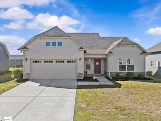 11 Snowy Ct, Fountain Inn, SC 29644