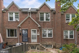 419 Van Kirk St, Philadelphia, PA 19120