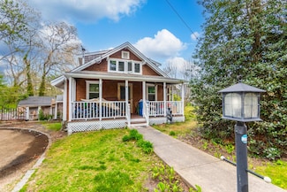 4 Hillcrest Rd, Plymouth, MA 02360