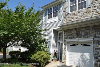 16 Bridgepointe Dr, South Amboy, NJ 08879