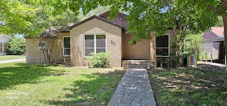 201 E Storey St, San Saba, TX 76877