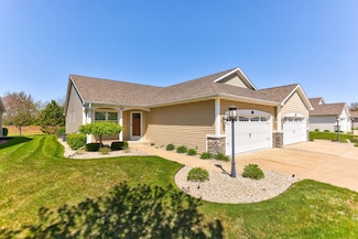 100 Tuscany Cir, Saginaw, MI 48603