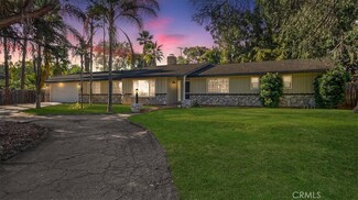 2285 Sunset Dr, Escondido, CA 92025