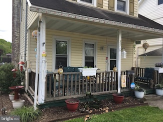 327 W Pitt St, Bedford, PA 15522