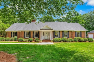 417 N Gurney St, Burlington, NC 27215