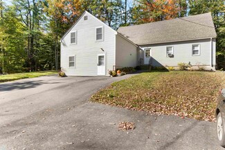 31 Woodlawn Ave, Hillsborough, NH 03244