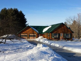271 Pleasant Valley Rd, Lancaster, NH 03584