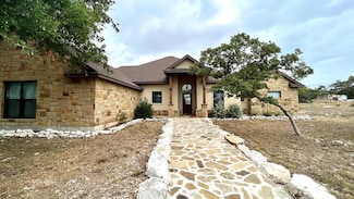 72 Serenity Ln, Fredericksburg, TX 78624