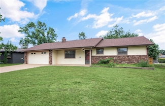1708 SE Flynt St, Bentonville, AR 72712