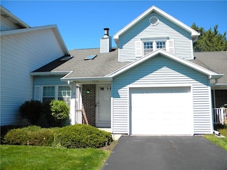 30 Raven Wood, Rochester, NY 14624