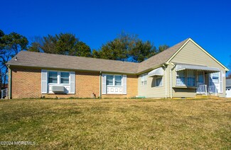 3B Ardmore St, Whiting, NJ 08759