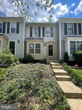 8552 Springfield Oaks Dr, Springfield, VA 22153