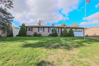 1561 Noel St, Louisville, OH 44641