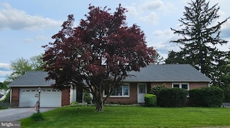 1504 Cardinal Dr, Coatesville, PA 19320