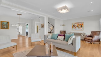 1091 Constitution Dr, Chattanooga, TN 37405