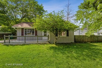 33142 N Valley View Dr, Grayslake, IL 60030