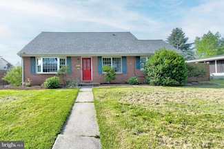 510 W Granada Ave, Hershey, PA 17033