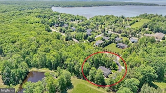 7634 Belmont Landing Rd, Lorton, VA 22079
