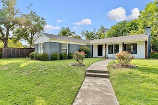 3024 5th Ave, Fort Worth, TX 76110