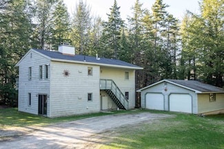 31 Floral Dr, Killington, VT 05751