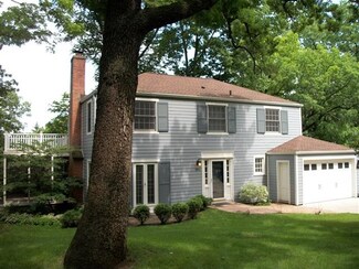 1115 Oak Way, Madison, WI 53705
